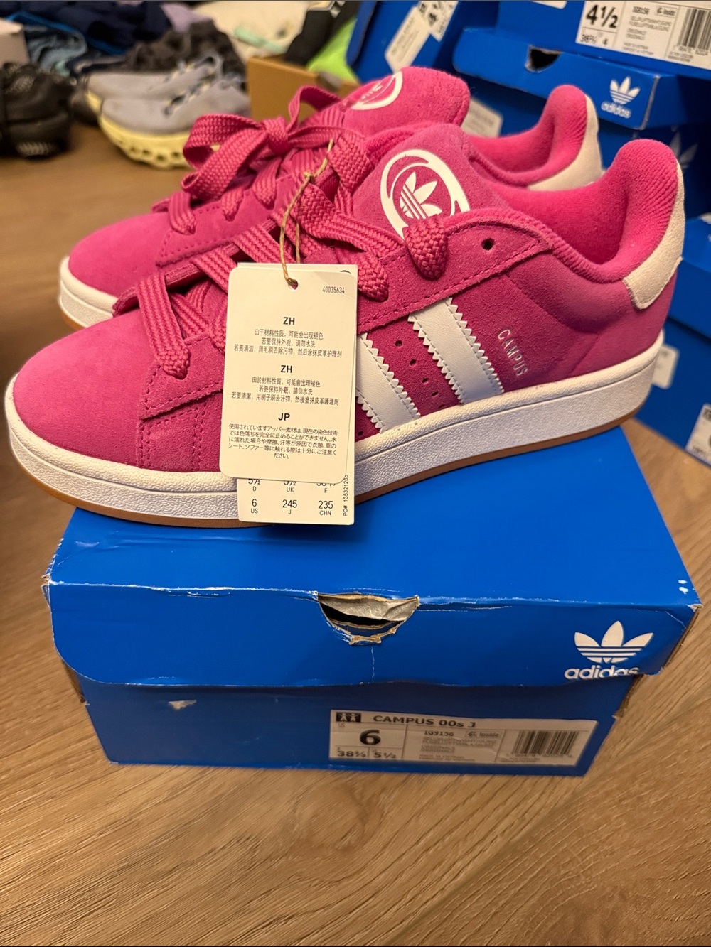 adidas size 6 Kids Campus Suede Sneaker - Hot Pink with White Stripes